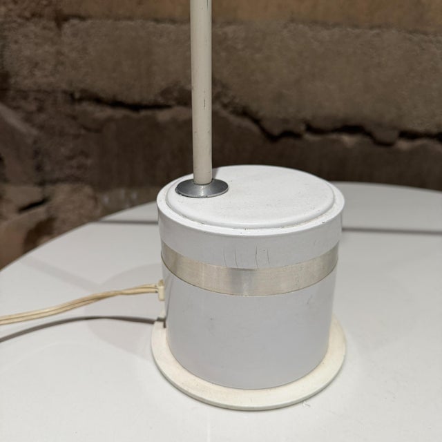 Modern 1980s Post-Modern Benny Frandsen Counter-Balance Halogen Task Lamp For Sale - Image 3 of 11