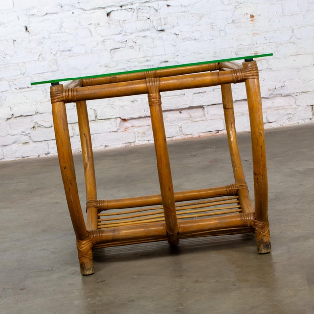 Mid-20th Century MCM Coastal Style Side or End Table With Bent Rattan Base and Rectangle Glass Top For Sale - Image 6 of 18
