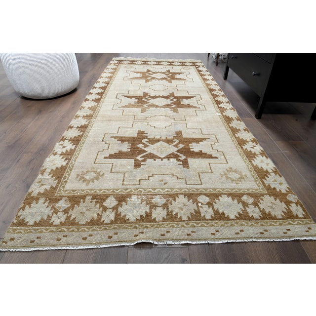 Turkish 1970s Vintage Handmade Wool Cotton Beige Runner Rug For Sale - Image 3 of 11