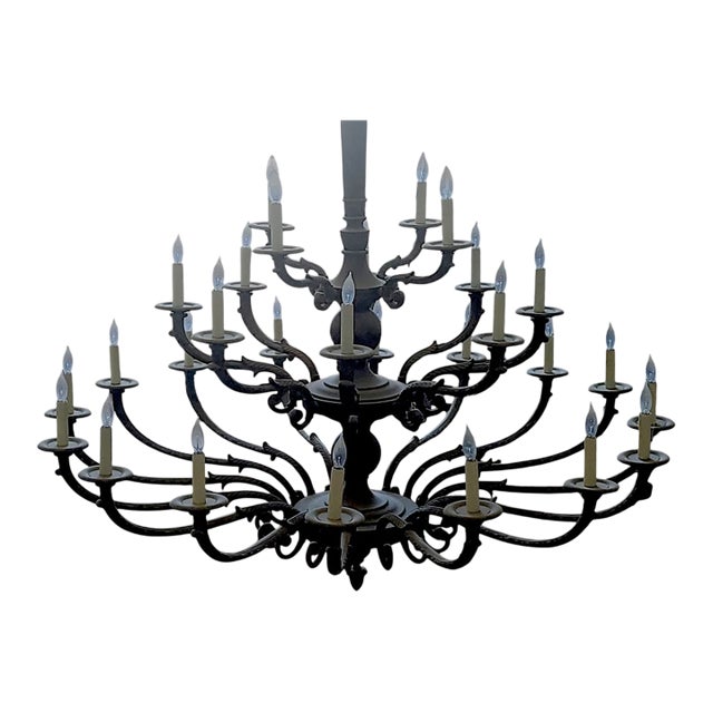 Late 20th Century David Michael 32-Candle Traditional Solid Bronze Chandelier For Sale