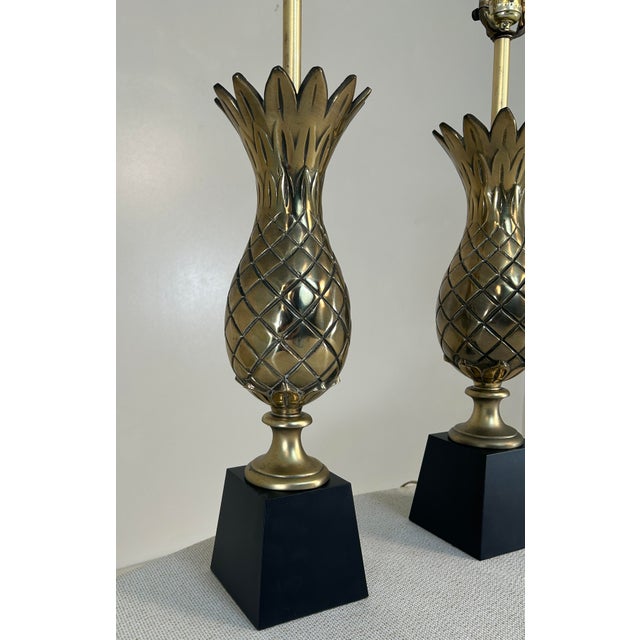 Metal Pair of 1960s Hollywood Regency Cast Pineapple Lamps For Sale - Image 7 of 7