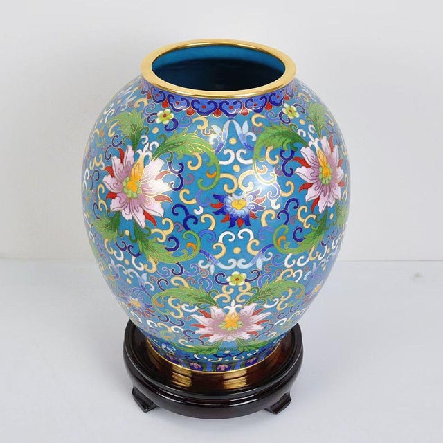 Vintage Chinese Cloisonné Vase | Gilt Lotus & Scrolling Vine Motif With Stand & Box For Sale - Image 9 of 9