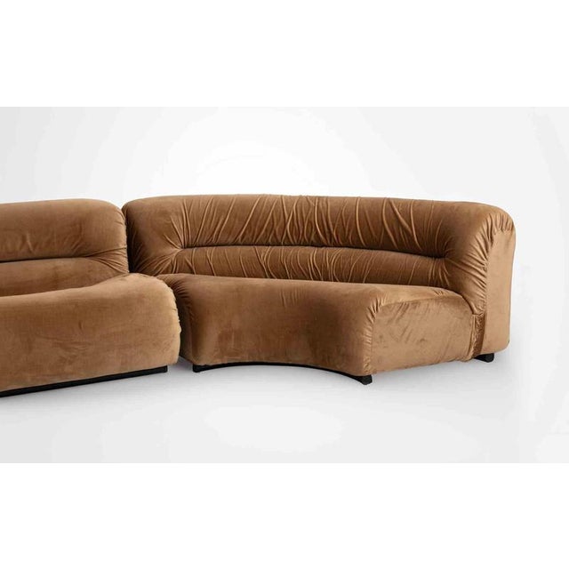 The Stringa seating system is an iconic example of Italian radical design from the 1970s, combining sculptural softness...