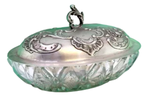 Soap Dish with Silver Lid