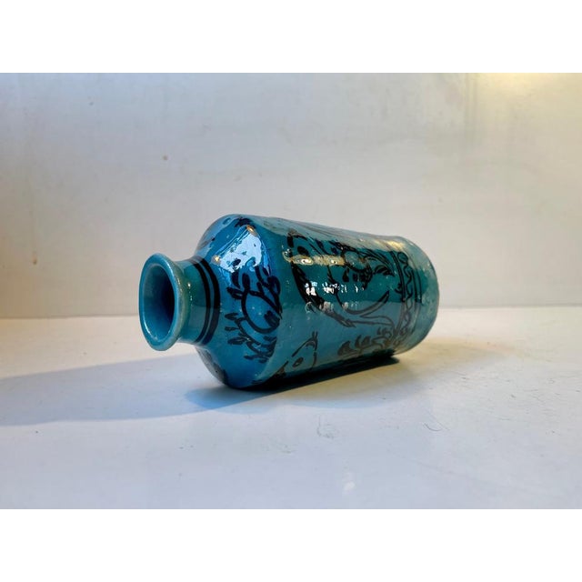 Guido Gambone Blue Italian Ceramic Vase in the Style of Guido Gambone For Sale - Image 4 of 8