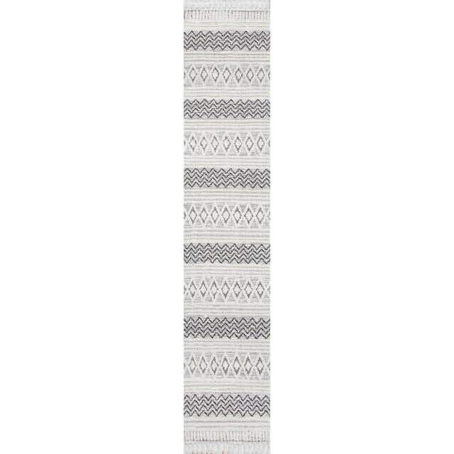 Gray Momeni Odessa Giotto Grey 2'3" X 10' Runner For Sale - Image 8 of 8