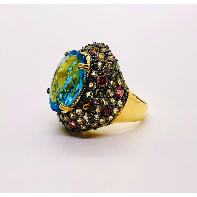 Bochic “Orient” Multi Sapphire & Blue Topaz Ring Set In 18K Gold & Silver For Sale - Image 4 of 11