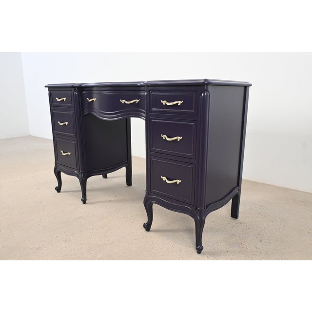 1960s Drexel French Louis XV Dark Plum Desk With Cabriole Legs | Newly Refinished For Sale - Image 5 of 15