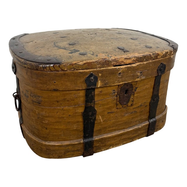 Large Antique Swedish Bentwood Chest, 1890s For Sale