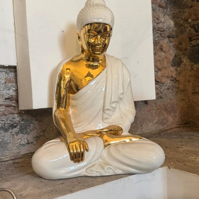 1980s Modernist White and Gold Porcelain Buddha Statue by Tommaso Barbi For Sale - Image 11 of 13