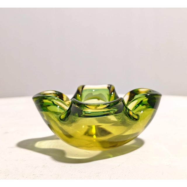 Green Ashtray in Green and Yellow Submerged Murano Glass by Flavio Poli, 1960s For Sale - Image 8 of 10