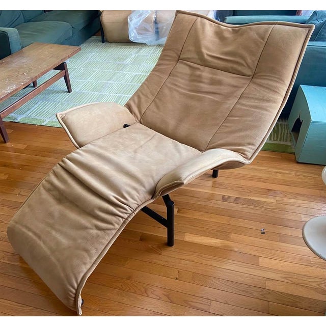 1980s 1980s Cassina Chair by Vico Magistretti “ Veranda Chair” Leather Lounger For Sale - Image 5 of 10