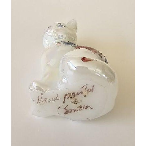 1980s Fenton Cat Hand Painted by Smith, Hearts & Flowers For Sale - Image 5 of 11