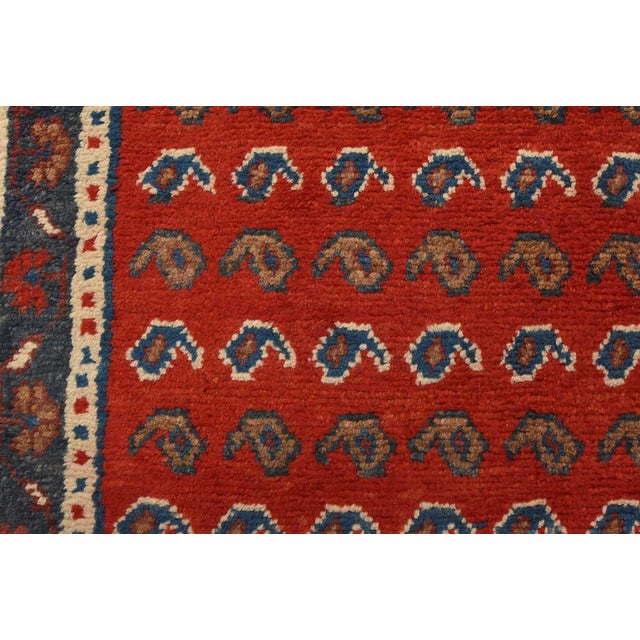 Mahal Runner 3’9” X 10′ Red Wool Vintage Tribal Hand-Knotted Oriental Rug For Sale - Image 9 of 13