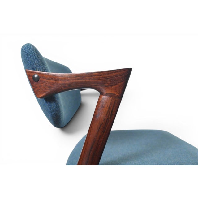 Brown Set of Eight Attributed to Kai Kristiansen Model 42 Dining Chairs in Rosewood For Sale - Image 8 of 12