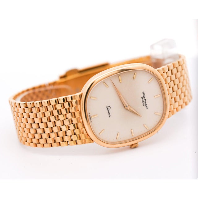 Metal Vintage Patek Philippe Grand Ellipse 18K Yellow Gold Quartz 31mm Unisex 1980 Wat For Sale - Image 7 of 10