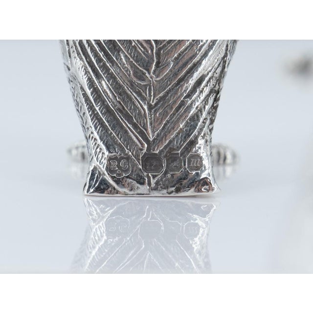 Glass Elizabeth II English Silver Owl Salt Shakers by Richard Comyns, London, 1967, Set of 2 For Sale - Image 7 of 14