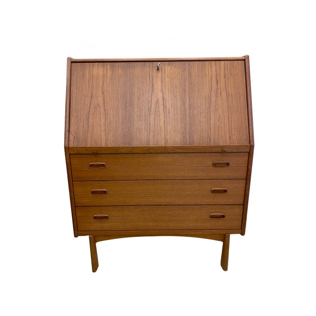Vintage Teak Desk Secretary of Bernhard Pedersen & Søn, Denmark, very high quality classiccal danish from the 60s design...