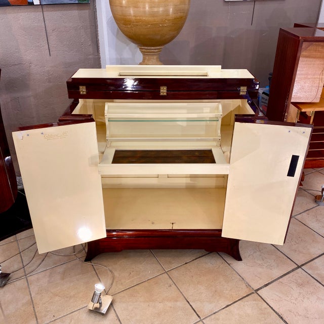 Art Deco Mahogany Bar Cabinet, 1940s, in Restored conditions. Designed 1920 to 1949