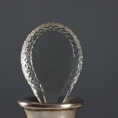 European Bottle in Glass and Silver For Sale - Image 3 of 9