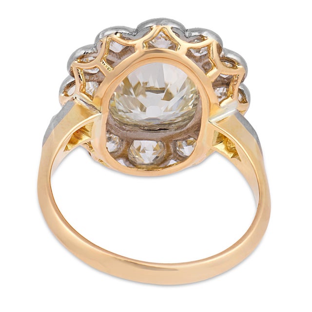 1910s Belle Epoque French Gia 3.04 Carat Old Mine Cut Diamond 18k Gold Cluster Ring, Size 6.5 For Sale In Los Angeles - Image 6 of 8