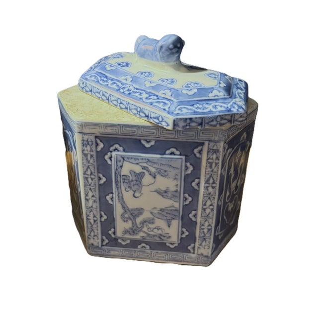 Antique Chinese Blue and White Tea Caddy For Sale - Image 10 of 11