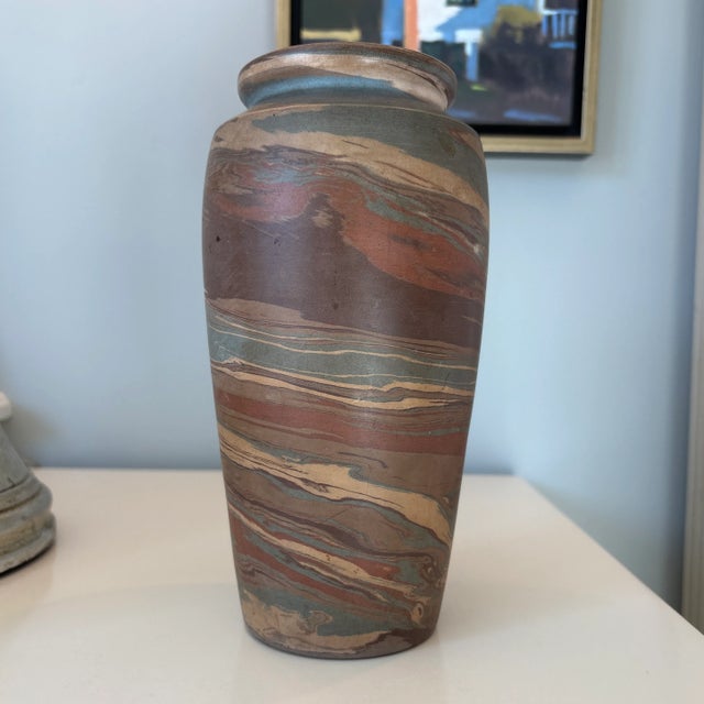 Early 20th Century Niloak Pottery Mission Swirl Vase For Sale - Image 5 of 9