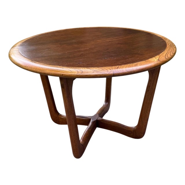 Lane Perception Walnut Ash Round Table 1968 For Sale