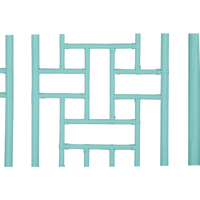 Transform your bedroom into a serene coastal retreat with the Ohana bed, a perfect blend of modern design and natural...