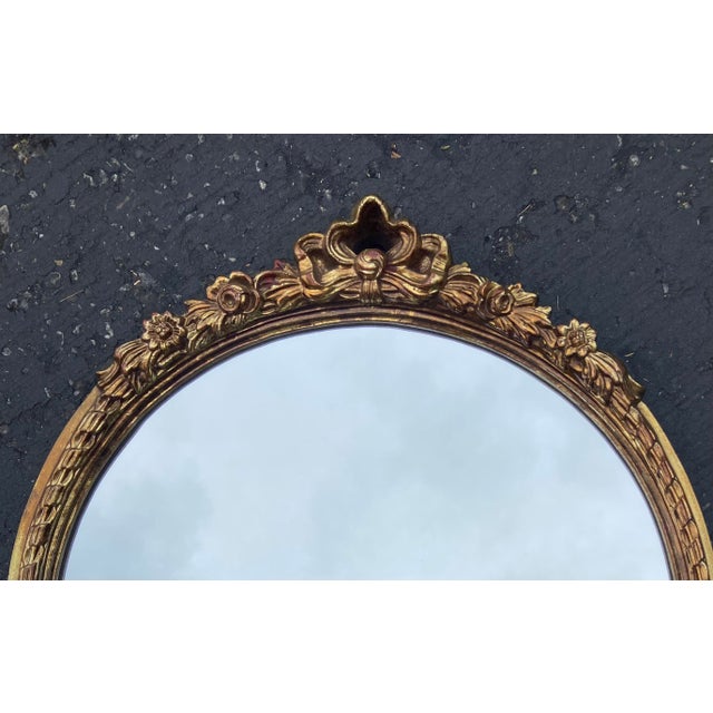 1970s Carolina Mirror Company Round Gilt Mirror For Sale - Image 5 of 10