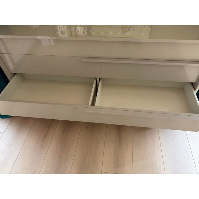 Paint Modloft Dresser and Night Stand High Gloss Lacquer Finish Chateau Gray Made in Italy For Sale - Image 7 of 8