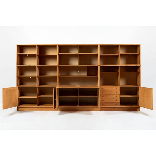 Mid-Century Modern Danish Modern Oak Modular Wall Unit, Mid Century Bookcase Display Cabinet For Sale - Image 3 of 18
