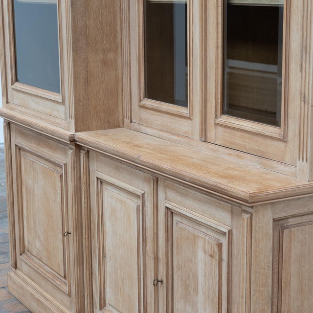 Raw Oak Display Bookcase, France, 1950 For Sale - Image 6 of 8