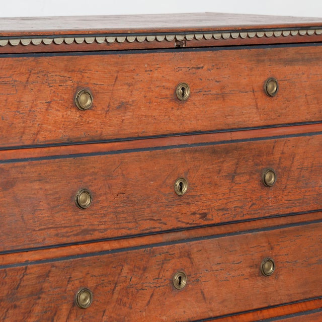 Early 19th Century Danish Pine Large Chest of Four Drawers With Original Painted Finish For Sale - Image 10 of 18