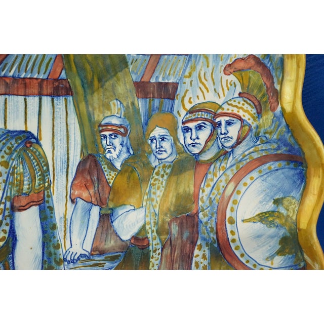 Large Ceramic Plates with Historical Scene of Muzio Scevola and Coriolanus by Alberto Rubboli in Gualdo Tadino, Italy, 1938, Set of 2 For Sale - Image 11 of 18