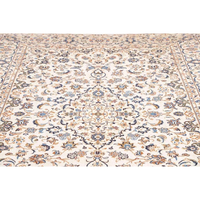 Brown Middle Eastern Kashan Rug in Hand-Knotted Wool For Sale - Image 8 of 11