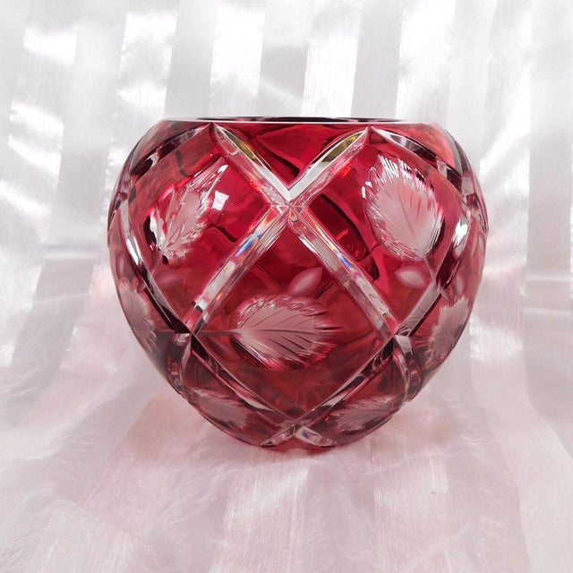 1950s Small Oval Pink Cut to Clear Bowl For Sale - Image 4 of 10