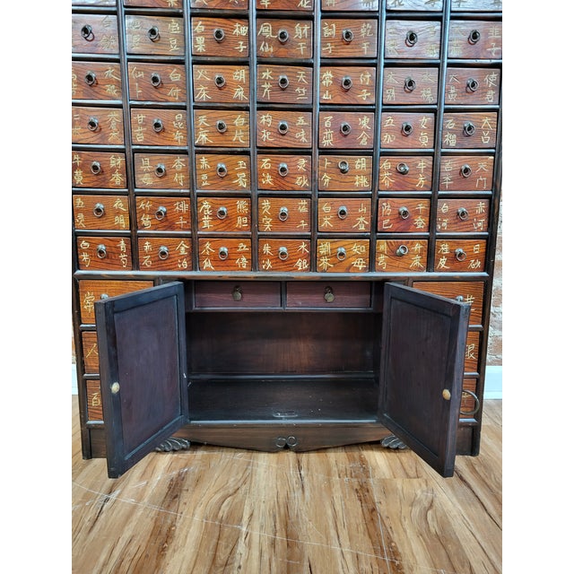 Each drawer is functional with ample space for storage small items, the cabinet opens up in the middle for larger storage....