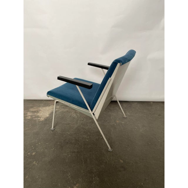 Blue Oase Lounge Chair by Wim Rietveld for Ahrend de Cirkel, 1958 For Sale - Image 10 of 14