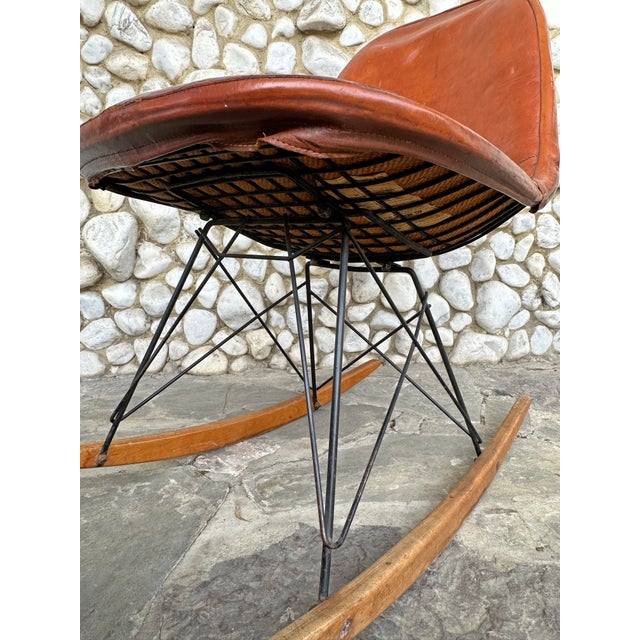 RKR-1 Wire Rocking Chair by Charles & Ray Eames for Herman Miller, 1950s For Sale - Image 18 of 18