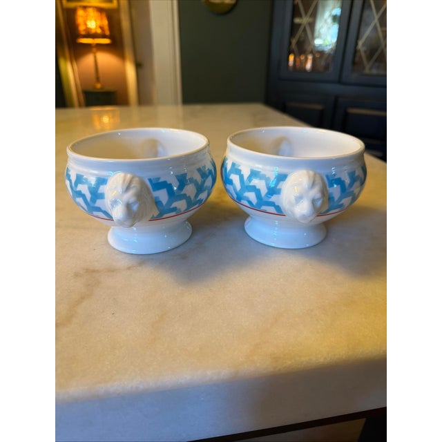 French Villeroy & Boch Lina Aqua Porcelian Pedestal Lion Head Soup Bowl Set of 2 For Sale - Image 3 of 16
