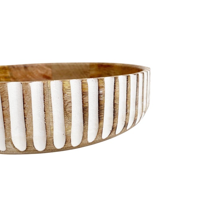 Boho Chic 1980s Carved Wooden Bowl for Home Decor, Coffee Table Centerpiece For Sale - Image 3 of 6