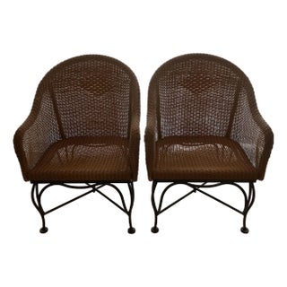 Pair of Wicker Lloyd Flanders Chairs With Black Metal Frames For Sale