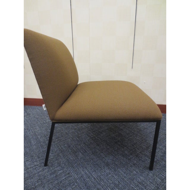 Fogia Tondo Lounge Chair in Brown For Sale In New York - Image 6 of 9