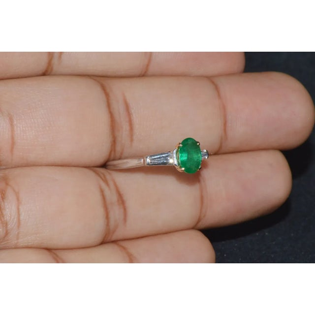 Gemstone Certified Natural 1.13CTS VS G Diamond Emerald Platinum 18K Gold Three Stone Ring, size 6.75 For Sale - Image 7 of 10