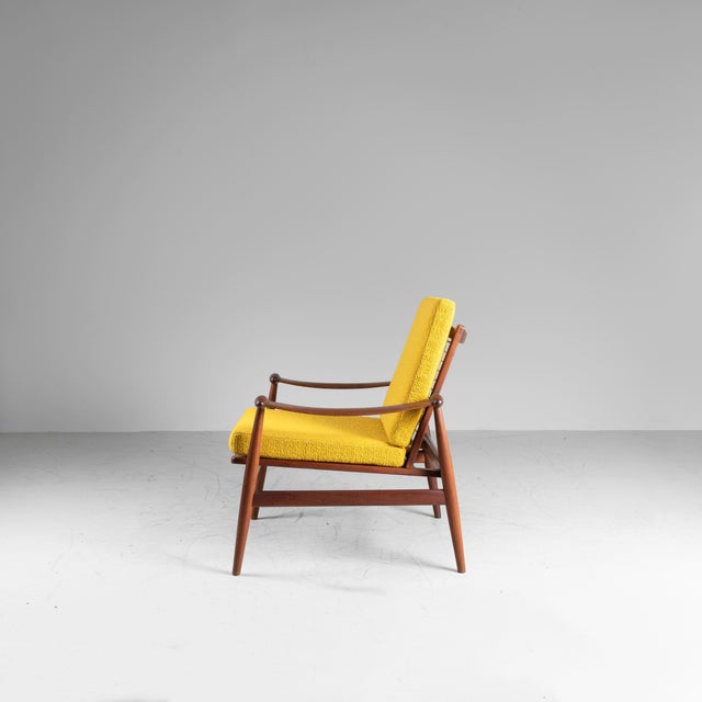 Yellow FD133 Armchairs by Finn Juhl, 1950s, Set of 2 For Sale - Image 11 of 12