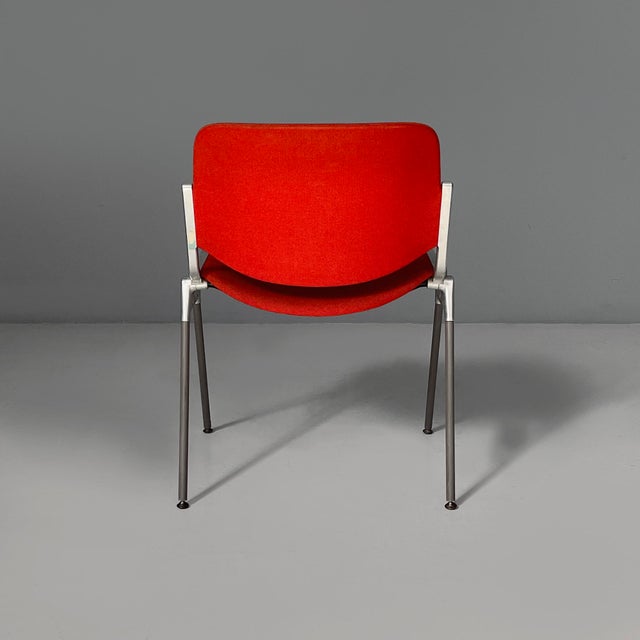 Italian Modern Red Fabric DSC Chairs by Giancarlo Piretti for Castelli, 1970s, Set of 22 For Sale - Image 6 of 18