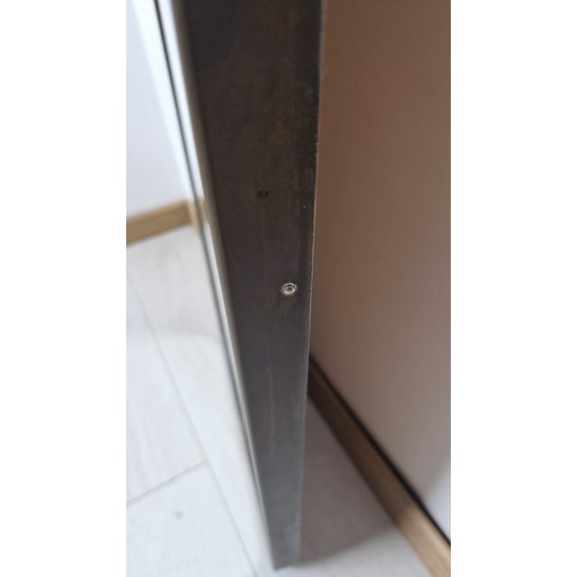 Gio Ponti Vintage Mirror with Brass Sinuose Frame in the style of Gio Ponti, 1950s For Sale - Image 4 of 9