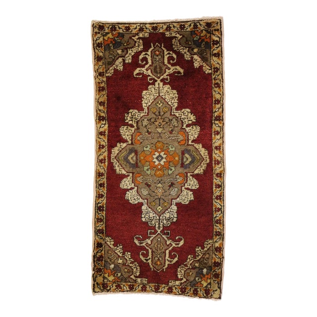 Vintage Turkish Yastik Rug - 01'09 X 03'06 For Sale
