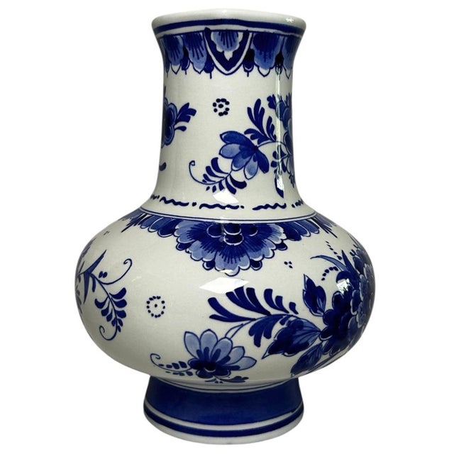 1970s Hand-Painted Blue and White Pitcher Vase by C.M. Albers for Royal Delft, 1978 For Sale - Image 5 of 17